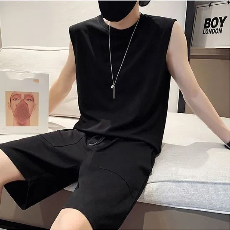 Track Suit Men - เสื้อกล้ามผู้ชายแบบไม่มีแขน ชุดเซ็ตสองชิ้น กางเกงขาสั้นลำลองสไตล์สปอร์ต ชุดวอร์มฤดูร้อน ไซส์ M