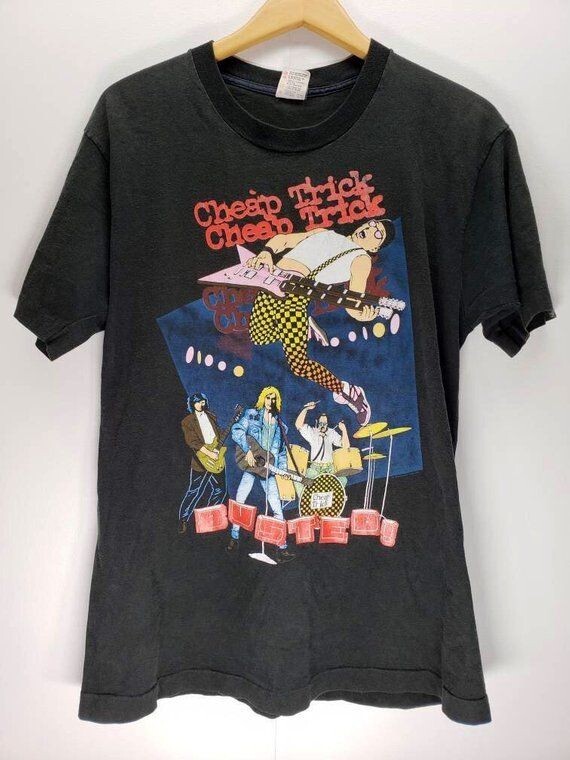 เสื้อยืดพิมพ์ลายโปสเตอร์วงร็อค - Poster Men Fashion บทวิจารณ์และราคา